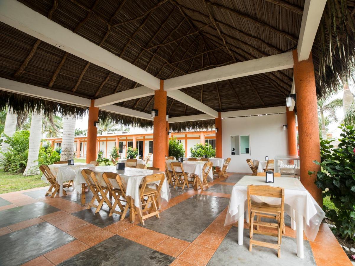 Hotel Y Restaurant Casa Del Mar Costa Esmeralda Exteriör bild